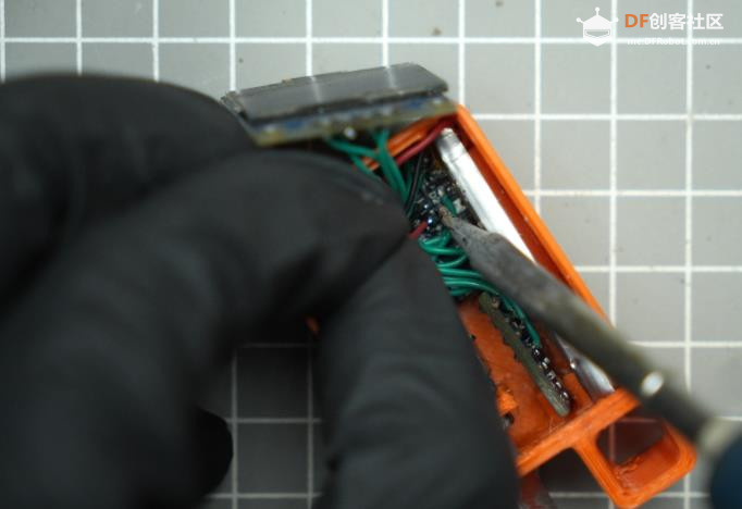 【Arduino 动手做】使用 ESP32 的紧凑型气压温度高度计图8