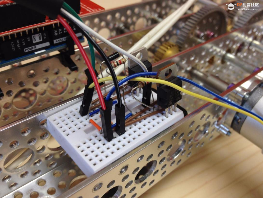 【Arduino 动手做】构思超级棒的 Stair Bear 爬楼梯机器人图4