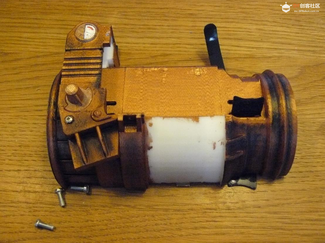 【Arduino 动手做】Pip-boy 3000 腕戴式个人信息处理终端图2