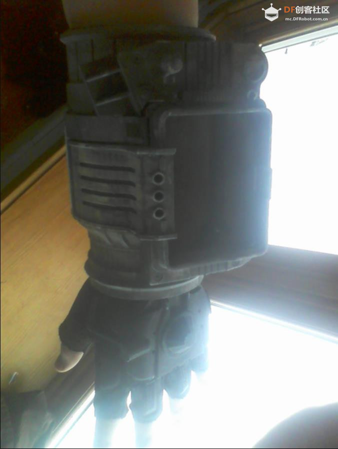 【Arduino 动手做】Pip-boy 3000 腕戴式个人信息处理终端图2