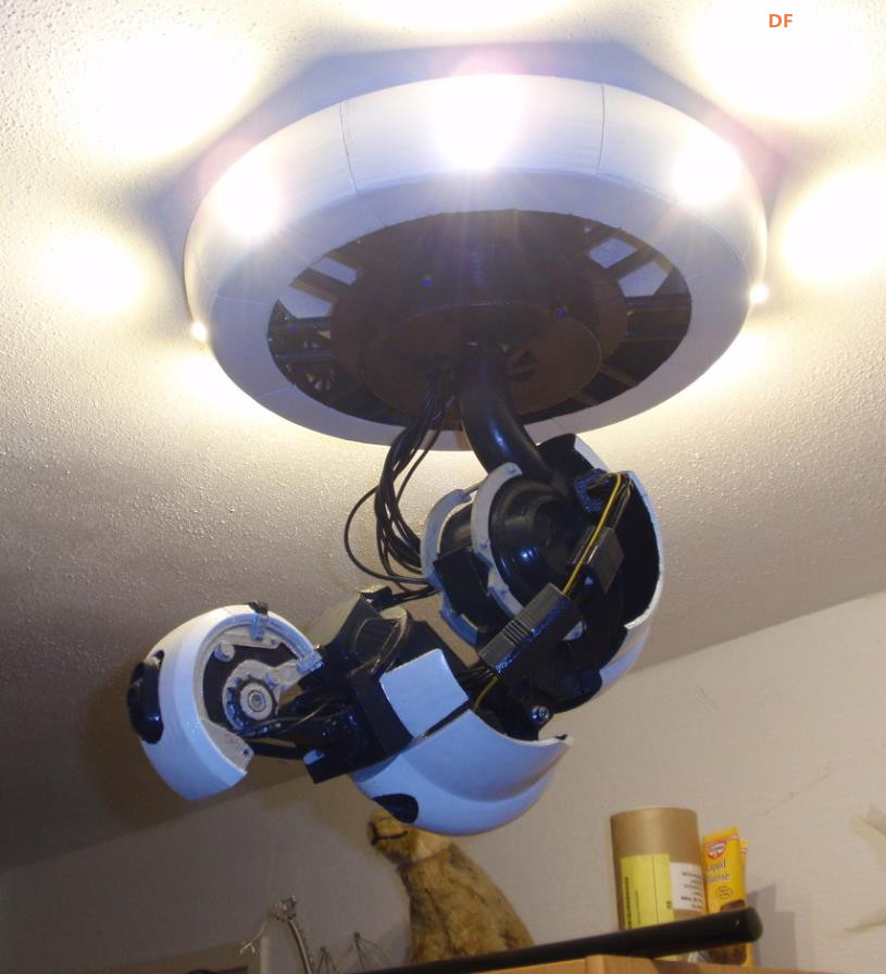【Arduino 动手做】天花板上的 GlaDOS 四轴机器人吊臂灯图3