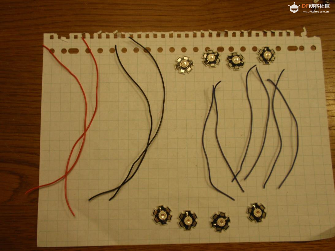 【Arduino 动手做】天花板上的 GlaDOS 四轴机器人吊臂灯图9