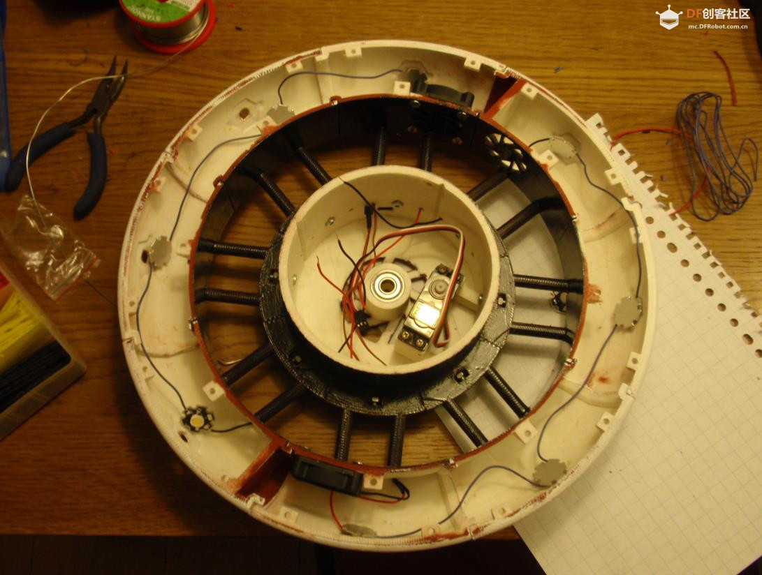 【Arduino 动手做】天花板上的 GlaDOS 四轴机器人吊臂灯图10