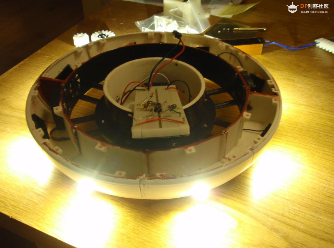 【Arduino 动手做】天花板上的 GlaDOS 四轴机器人吊臂灯图11
