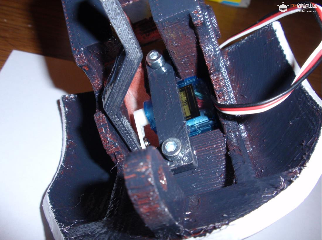 【Arduino 动手做】天花板上的 GlaDOS 四轴机器人吊臂灯图7