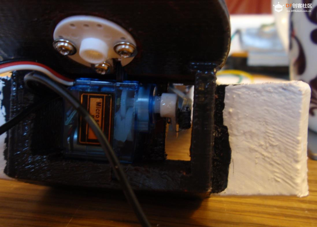 【Arduino 动手做】天花板上的 GlaDOS 四轴机器人吊臂灯图13