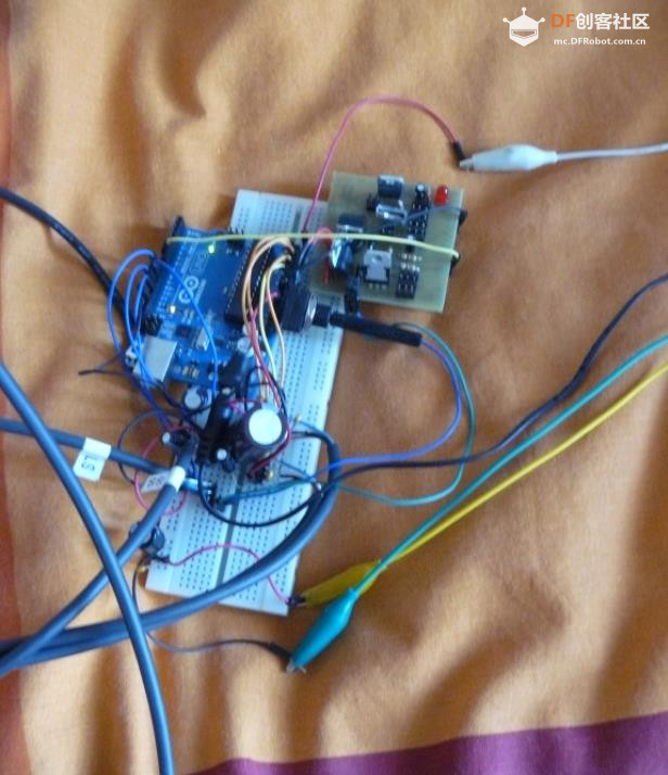 【Arduino 动手做】天花板上的 GlaDOS 四轴机器人吊臂灯图5
