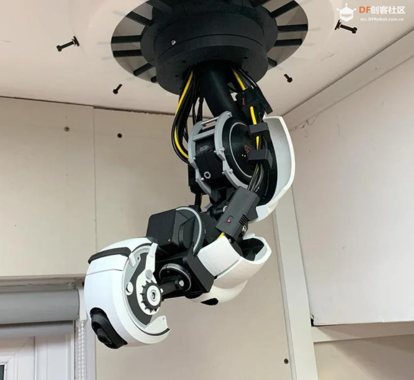 【Arduino 动手做】天花板上的 GlaDOS 四轴机器人吊臂灯图3