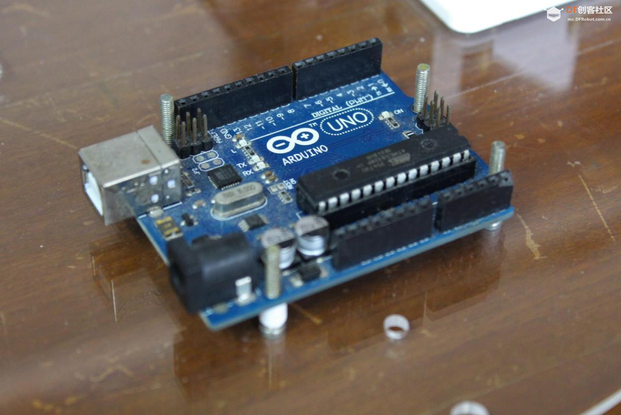 【Arduino 动手做】Arduino驱动的八种颜色绘画机器人图7