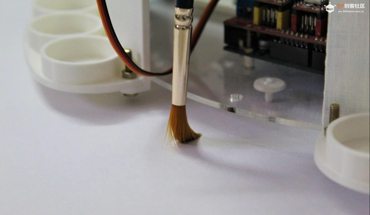 【Arduino 动手做】Arduino驱动的八种颜色绘画机器人图4