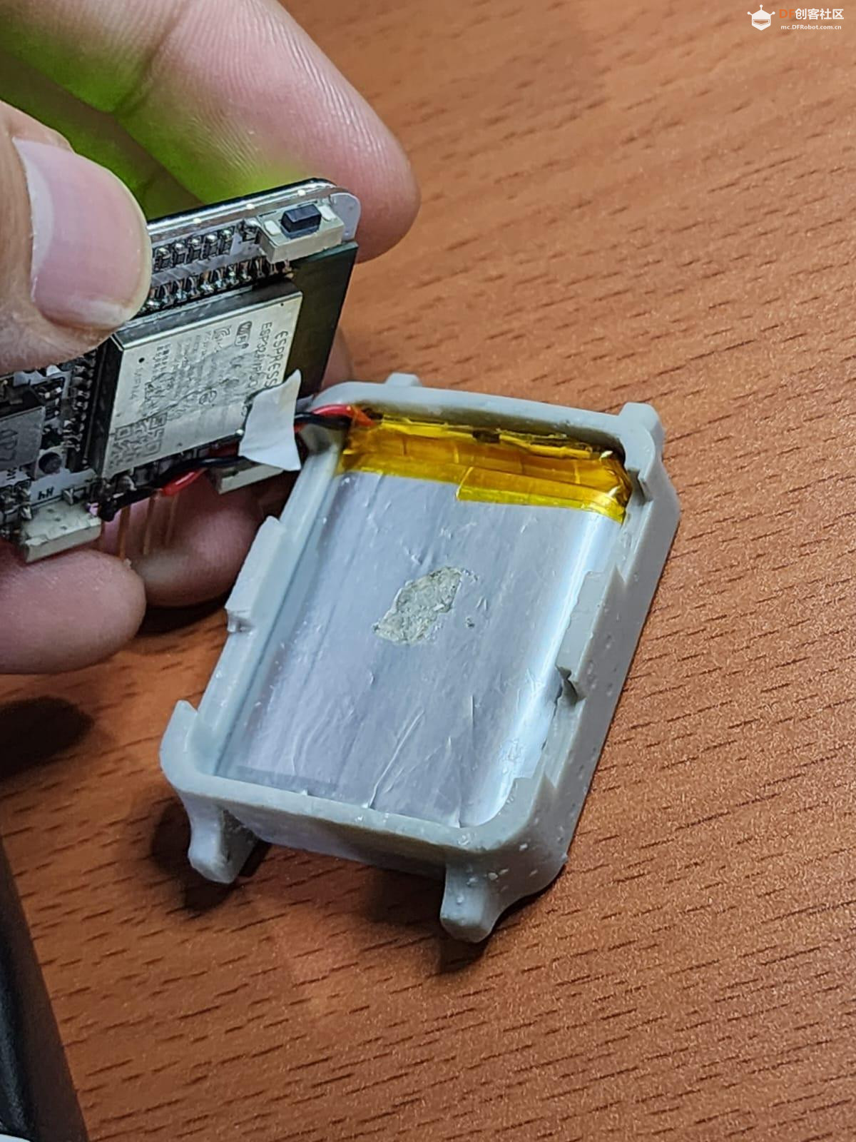【Arduino 动手做】采用 IPS 显示屏 ST7789V 的 ESP32 手表图1