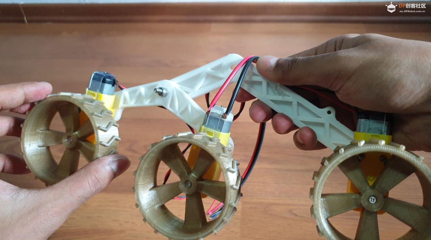 【Arduino 动手做】月神3号物联网视频月球车图1