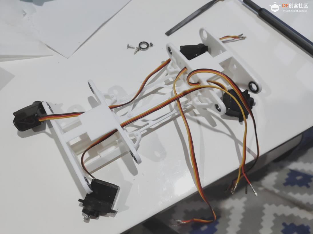 【Arduino 动手做】ESP32 波士顿动力 Spot 迷你机器狗图2
