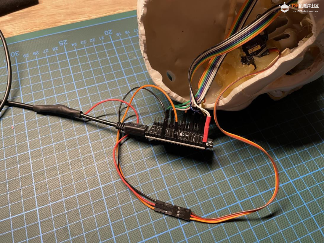 【Arduino 动手做】不可思议的眼睛万圣节骷髅电子动画图1
