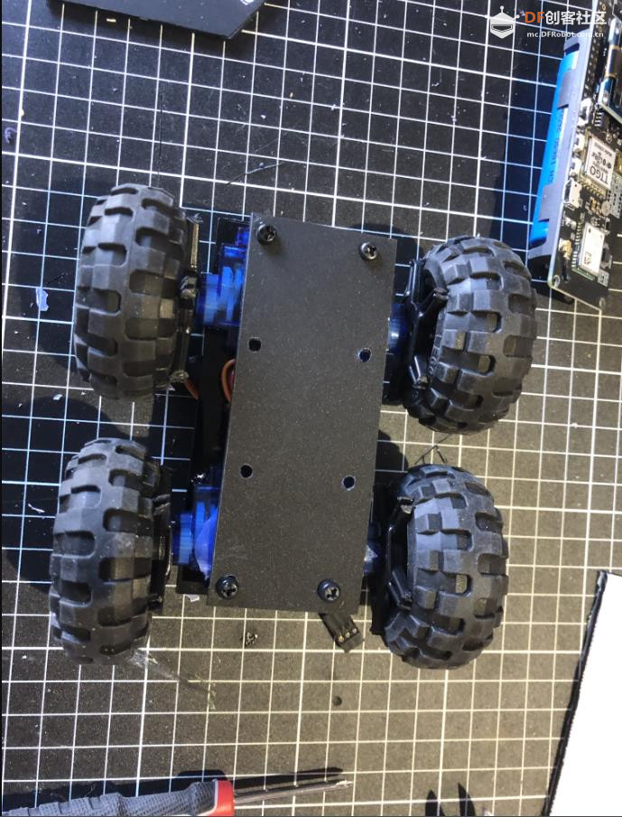 【Arduino 动手做】使用TTGO T-Beam 的 ESP32 舵机机器人图5