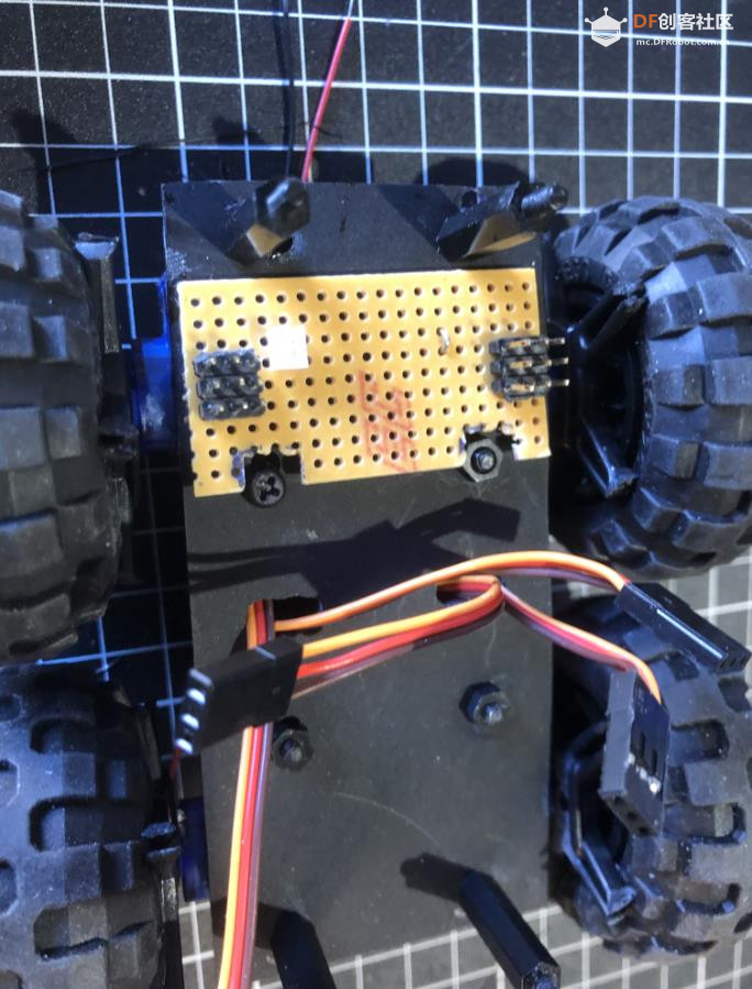 【Arduino 动手做】使用TTGO T-Beam 的 ESP32 舵机机器人图3
