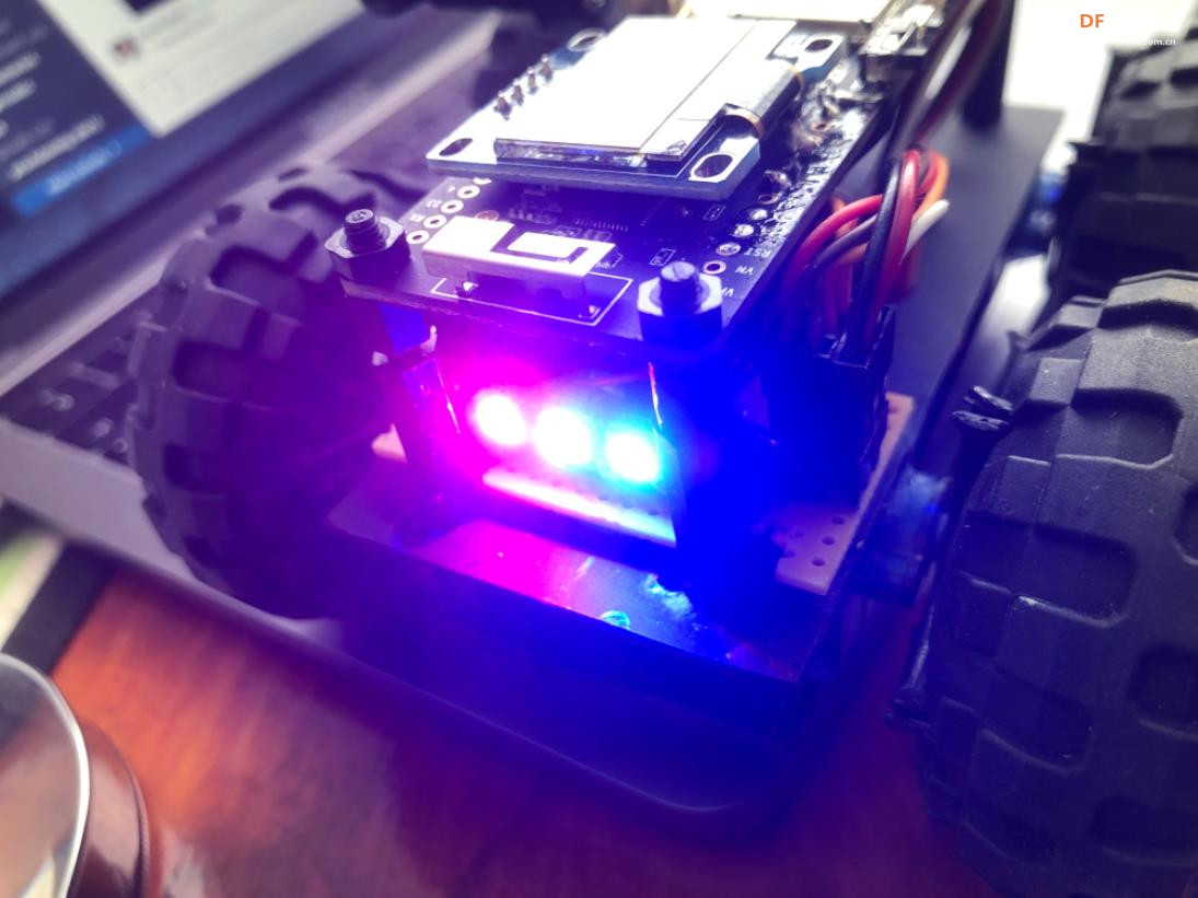 【Arduino 动手做】使用TTGO T-Beam 的 ESP32 舵机机器人图2