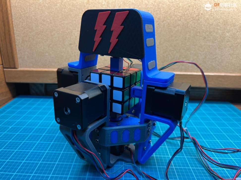 【Arduino 动手做】我制作了一个魔方解算器，5秒解开它...图1