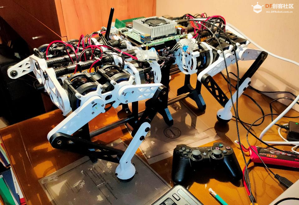 【Arduino 动手做】基于五连杆机构的12 自由度腿式机器人图6