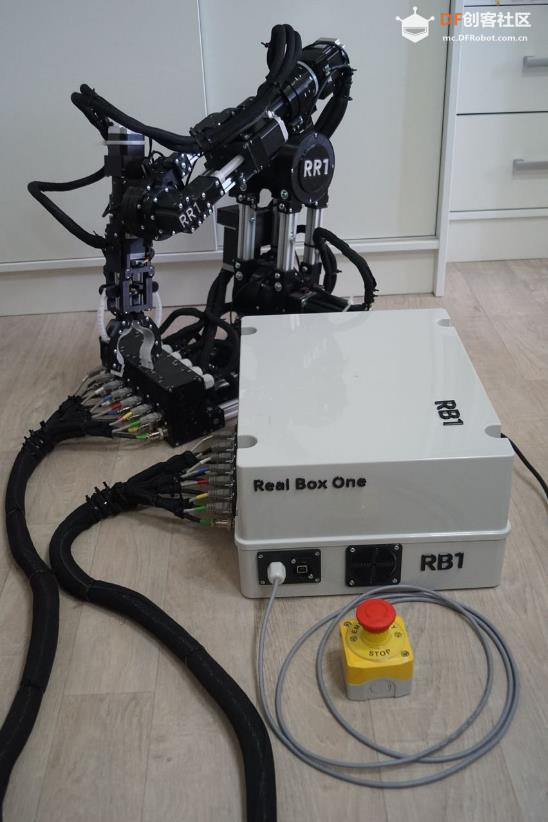 【Arduino 动手做】3D 打印 6+1 自由度的开源桌面机械臂图2