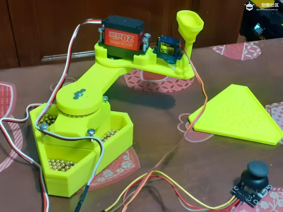 【Arduino 动手做】由操纵杆控制的 SCARA 机械臂图1