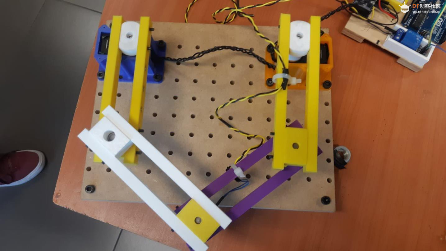 【Arduino 动手做】模块化 5 连杆机器人图1