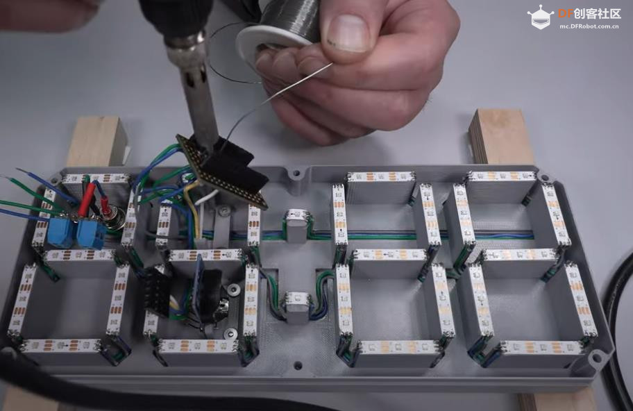 【Arduino 动手做】一个独特而未来主义的计时设备图7