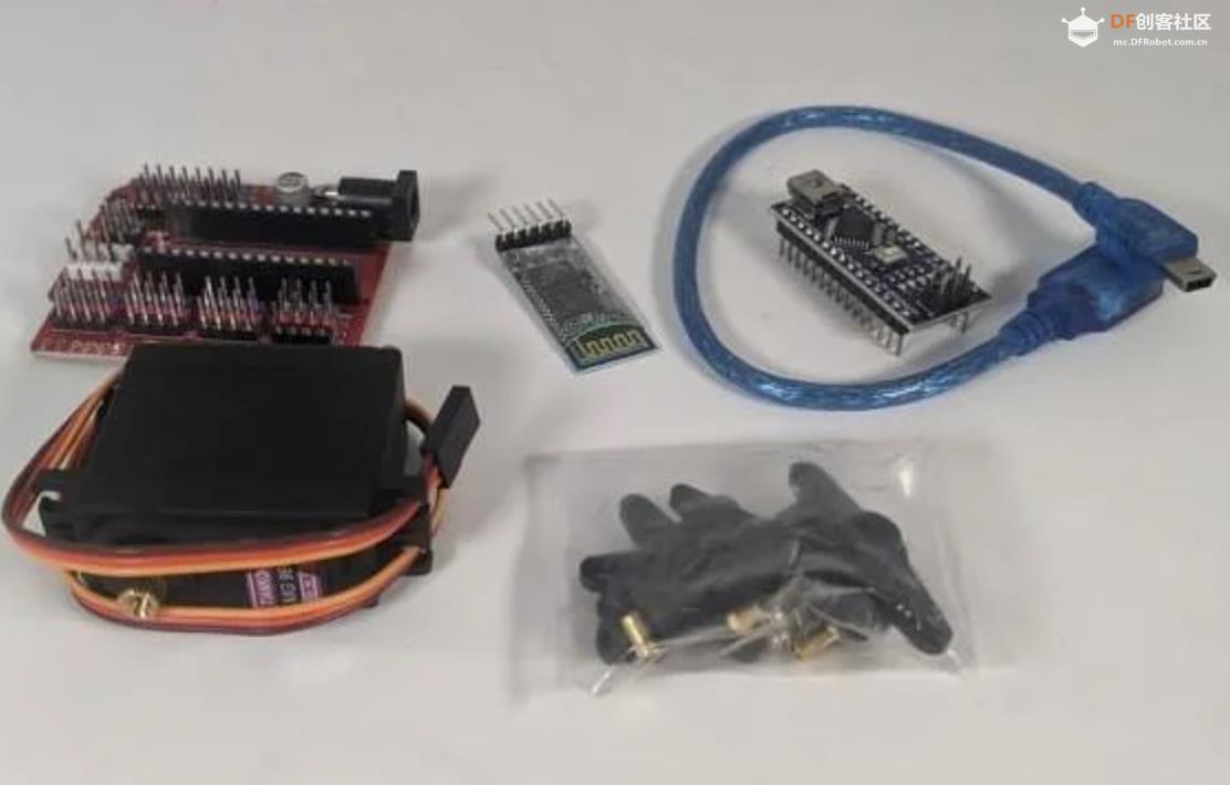 【Arduino 动手做】Arduino Nano 四足机器人图1