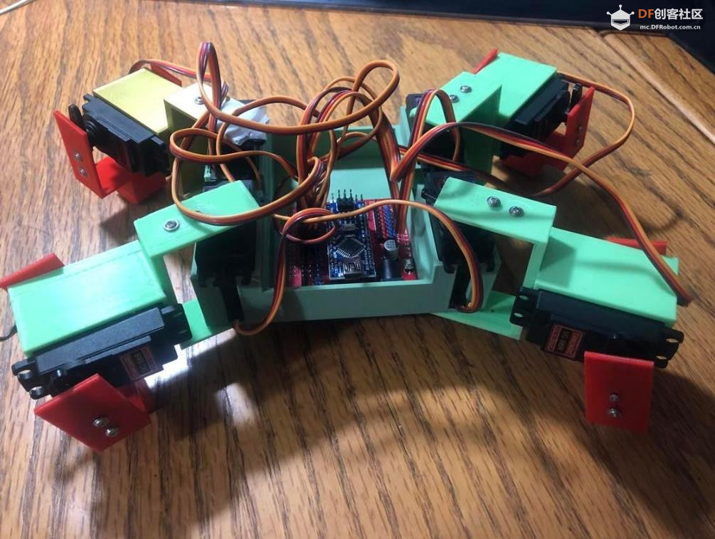 【Arduino 动手做】Arduino Nano 四足机器人图1