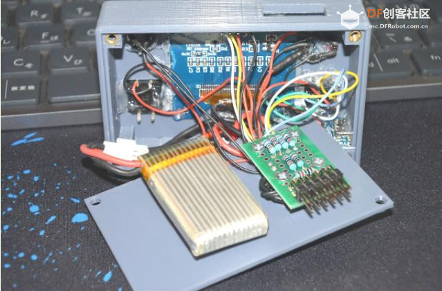 【Arduino 动手做】一个在 ATTiny85 上运行的复古游戏机图4