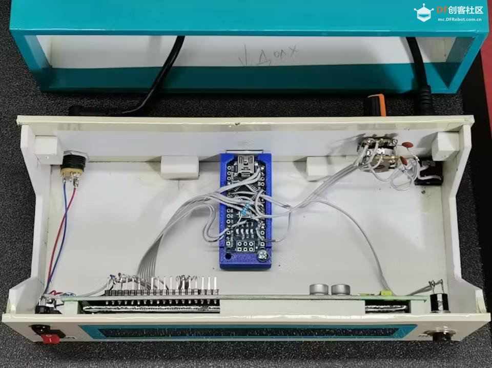 【Arduino 动手做】在 VFD 显示屏上 DIY  音频频谱分析仪图7