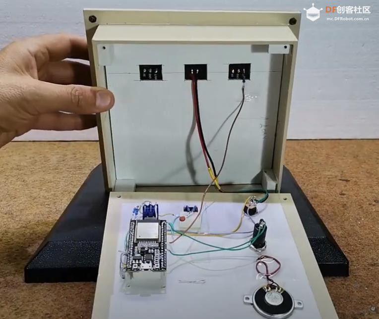 【Arduino 动手做】DIY 简单 FFT 频谱分析仪 16x16 LED 矩阵图6