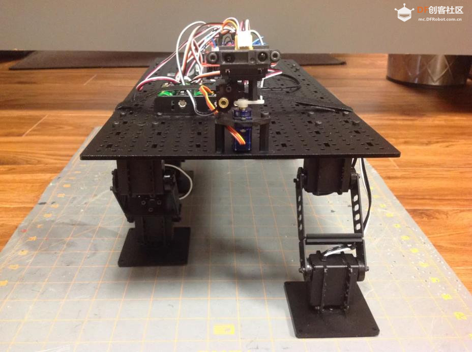 【Arduino 动手做】跺脚式哺乳动物型的四足机器人图6