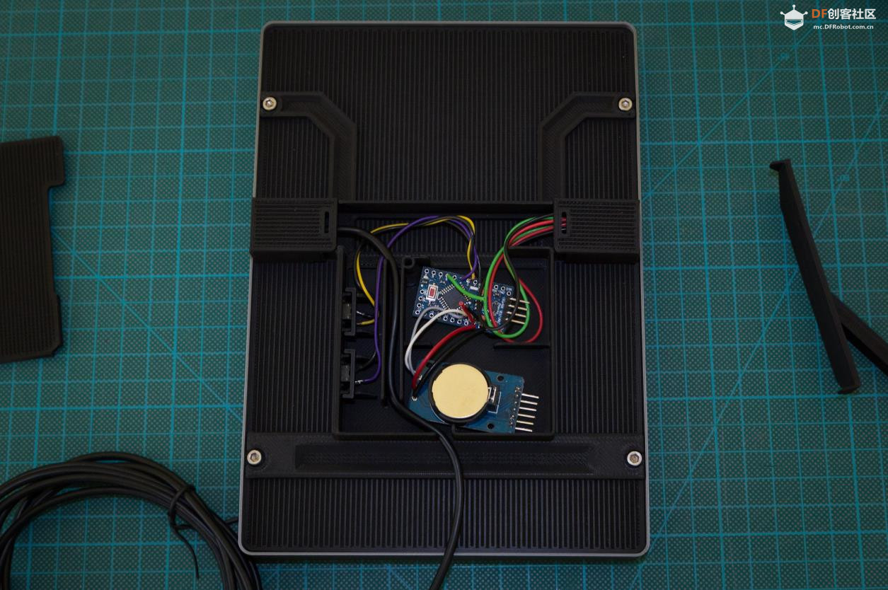 【Arduino 动手做】 LGCv2：使用 LED 灯条的 7x11 LED 矩阵时钟图9