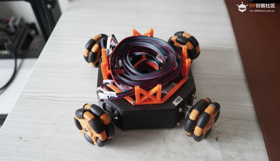 【Arduino 动手做】SLIDE全向轮机器人平台图1