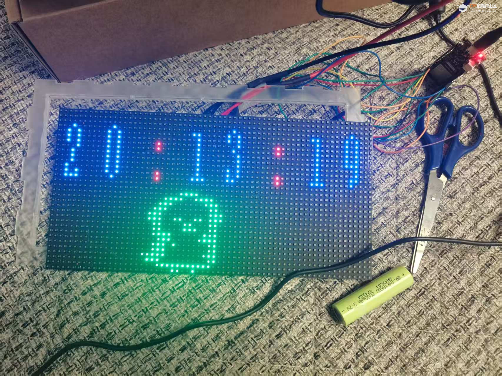 FireBeetle 2 ESP32-S3驱动64×32 LED点阵屏:时钟与汉字显示图7