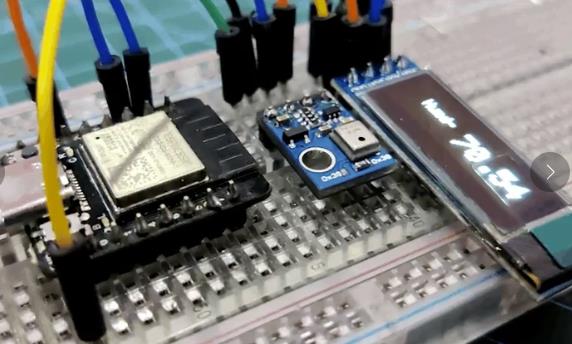 【Arduino 动手做】由ESP32C3驱动的小型便携袖珍温度计图5