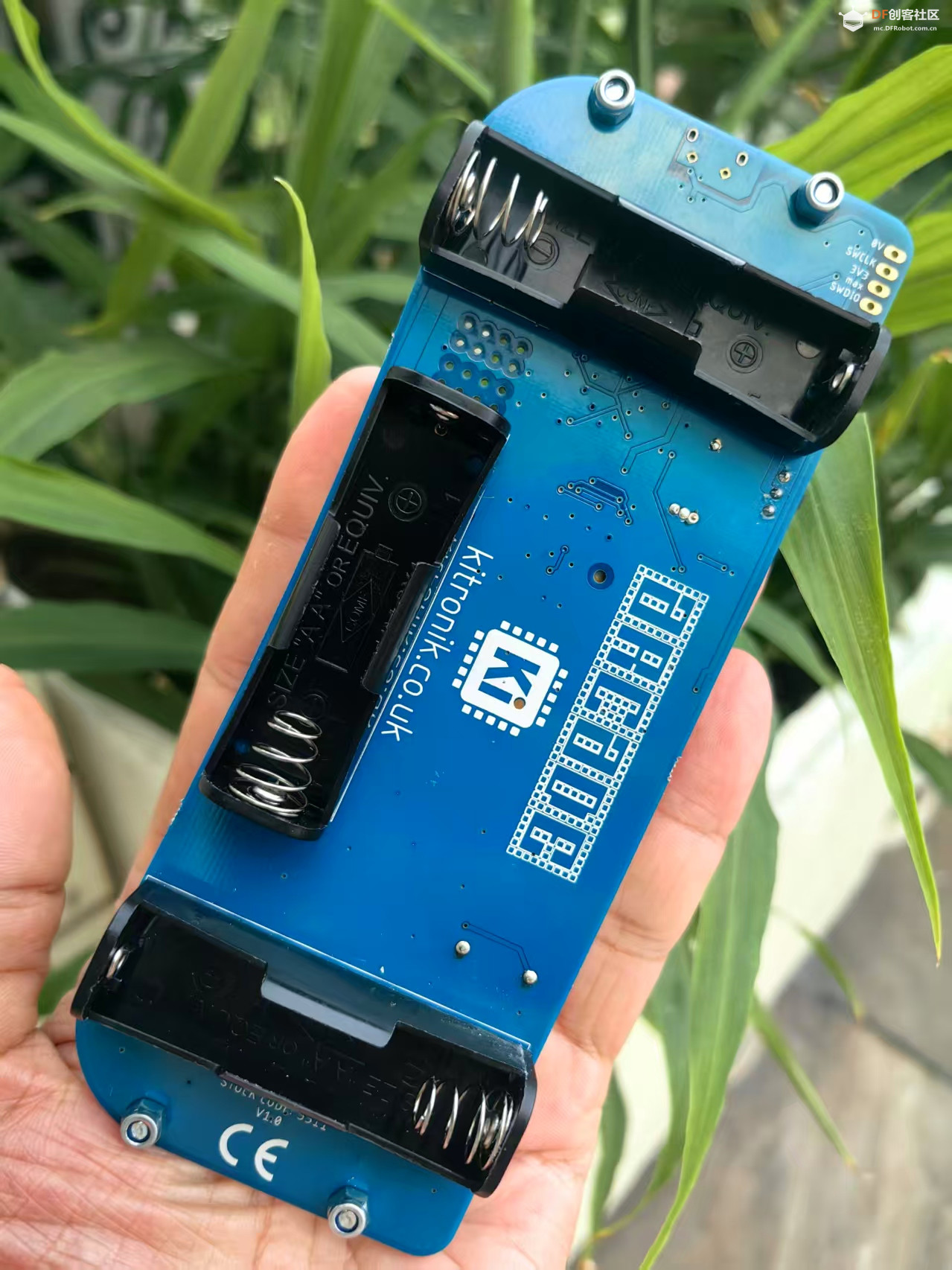 【花雕动手做】Kitronik 英国游戏机 Arcade 可编程开发板图1