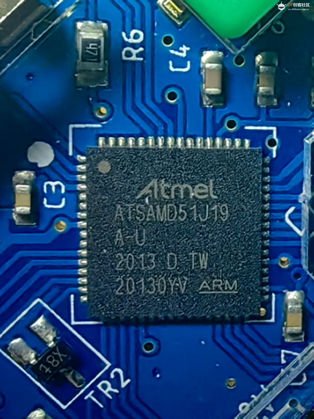 【花雕动手做】Kitronik 英国游戏机 Arcade 可编程开发板图1
