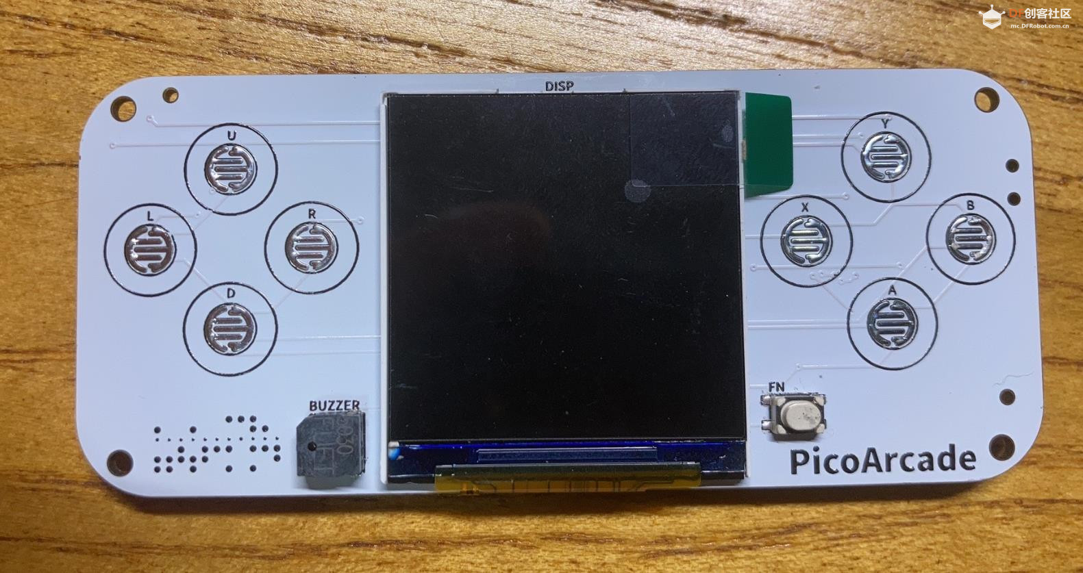 【花雕动手做】Scratch 创客版 ESP32S3 可编程游戏机开发板图1