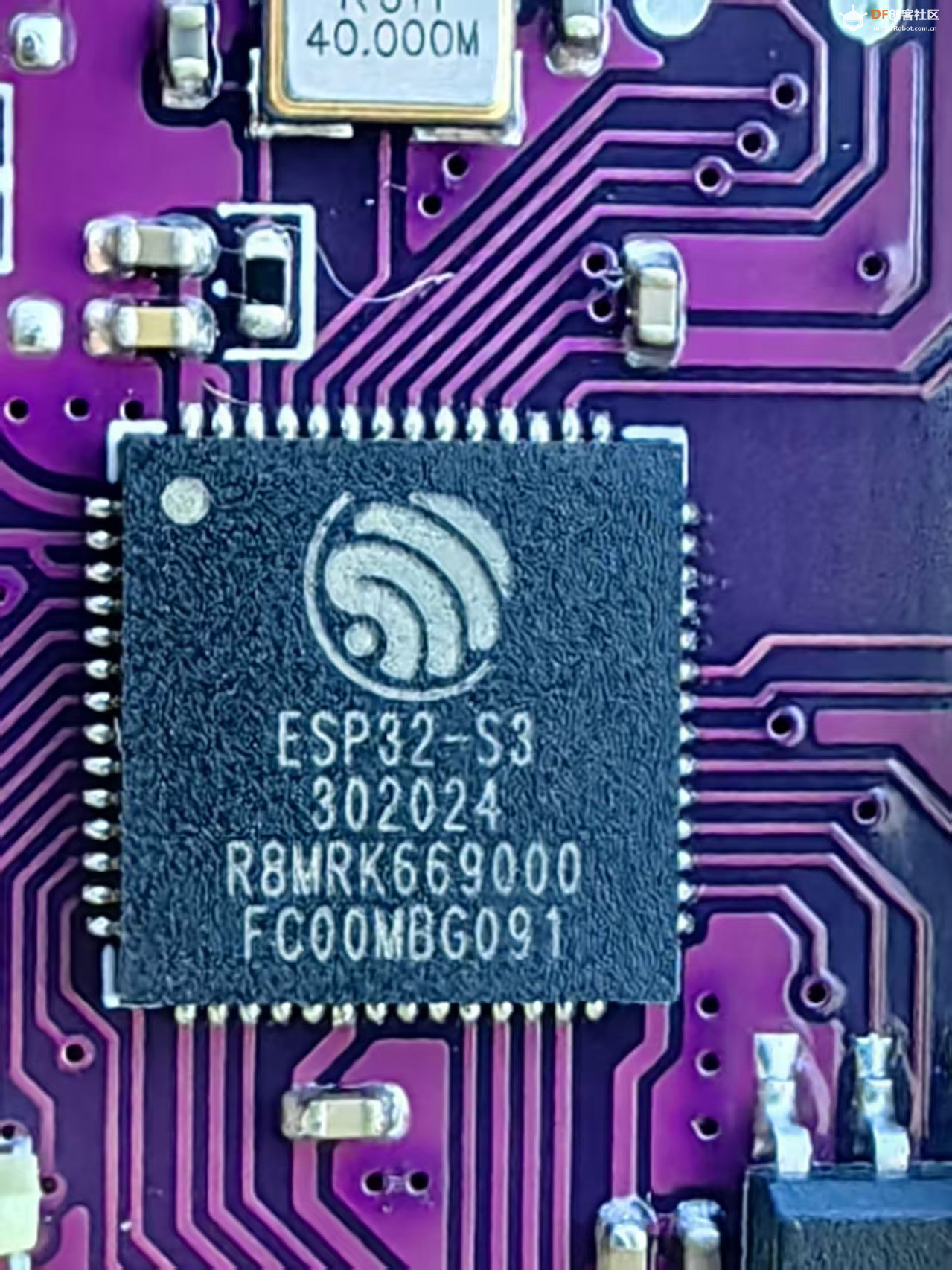 【花雕动手做】Scratch 创客版 ESP32S3 可编程游戏机开发板图1