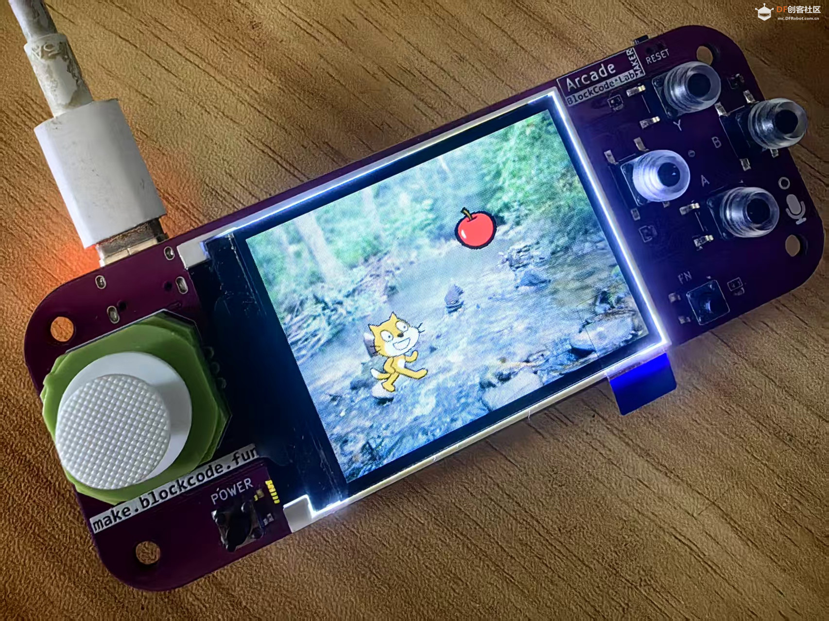 【花雕动手做】Scratch Arcade 游戏机 ESP32S3 开发板之捡豆子图3