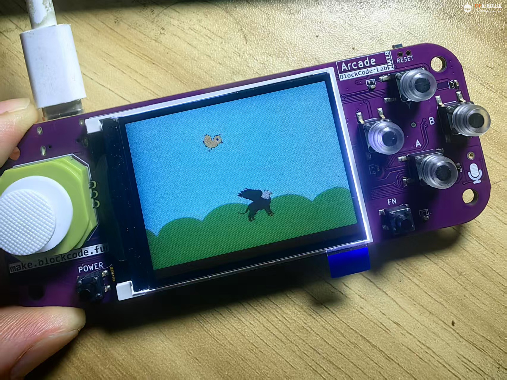 【花雕动手做】Scratch Arcade游戏ESP32S3开发板之老鹰抓小鸡图4