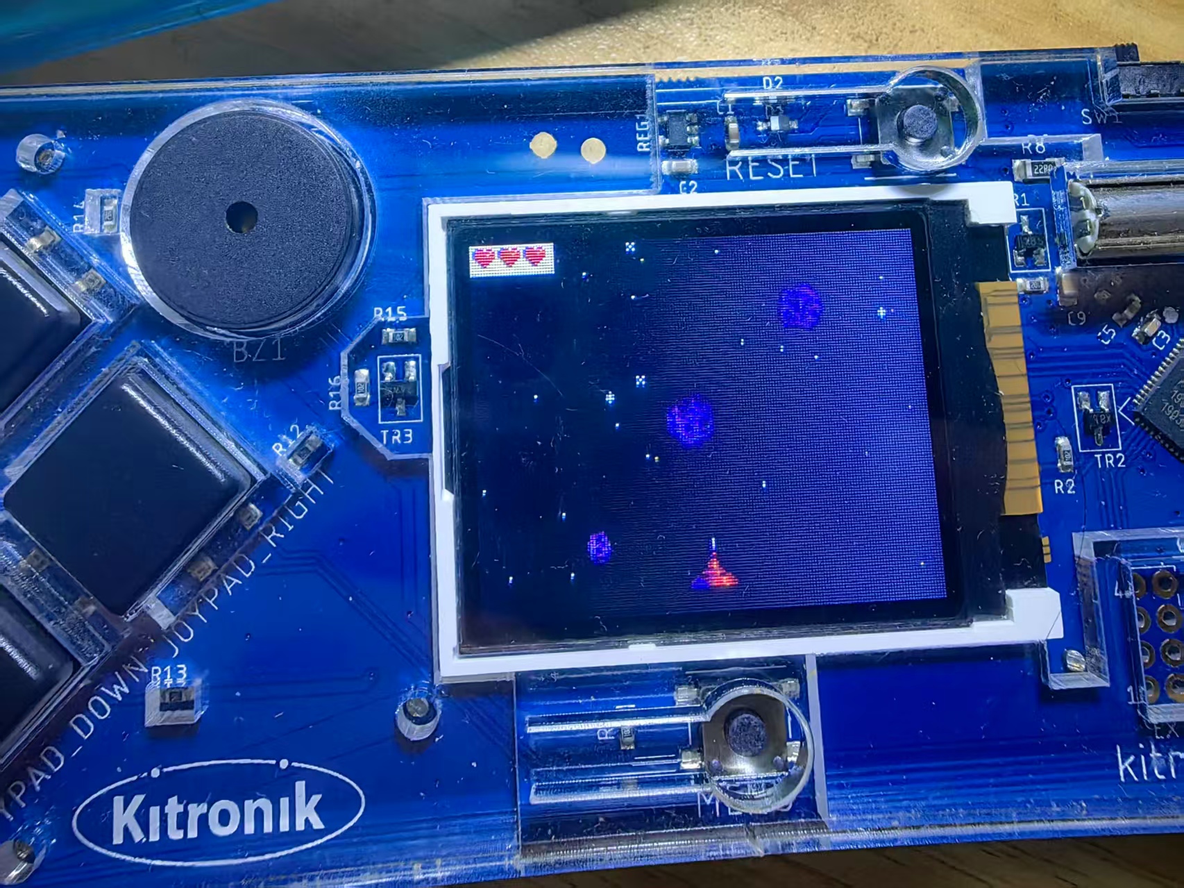 【花雕动手做】基于 Kitronik 可编程开发板之太空驱逐舰图4