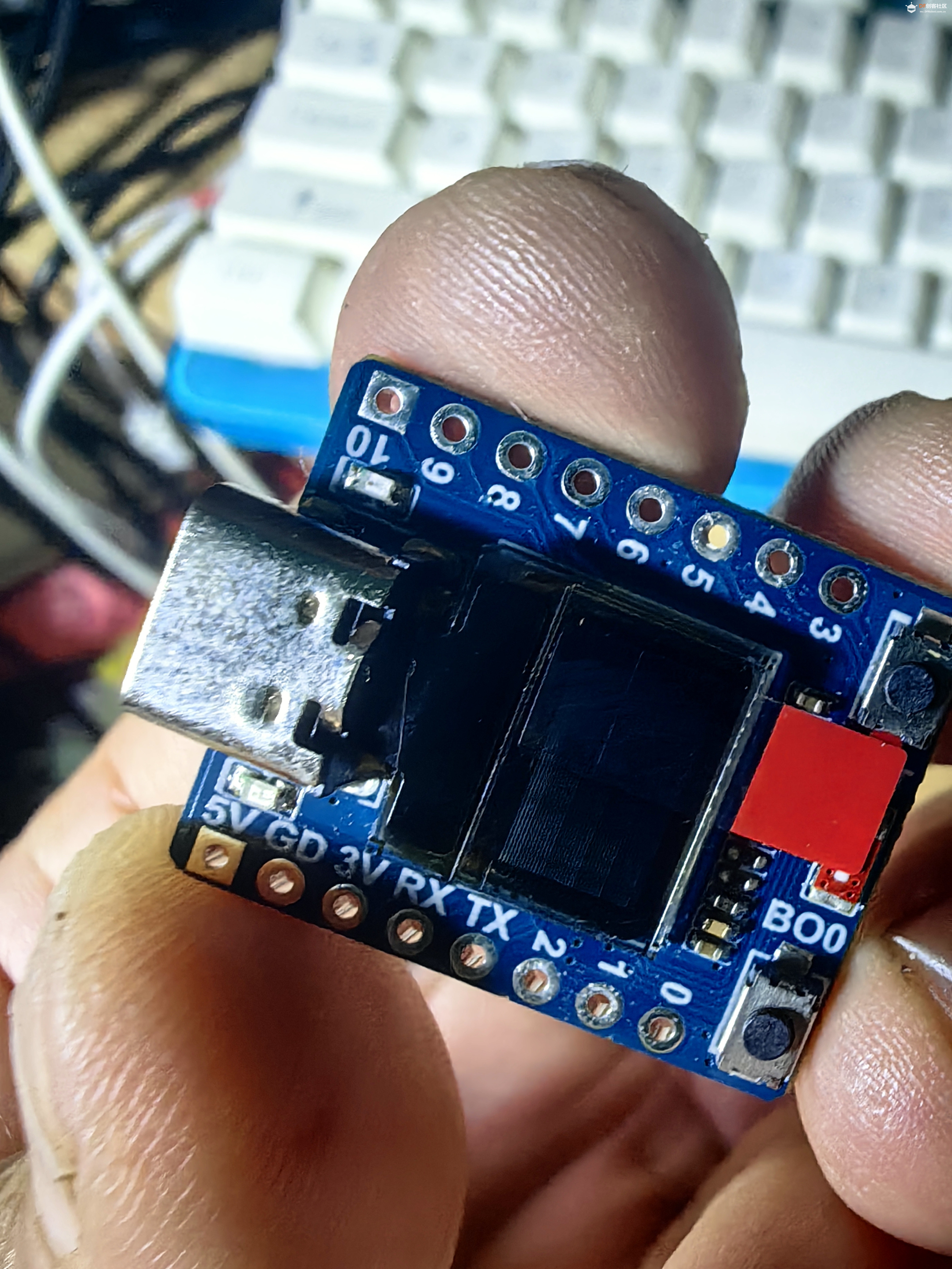 【花雕学编程】Arduino动手做（216）--ESP32-C3 0.42 OLED开发板图2
