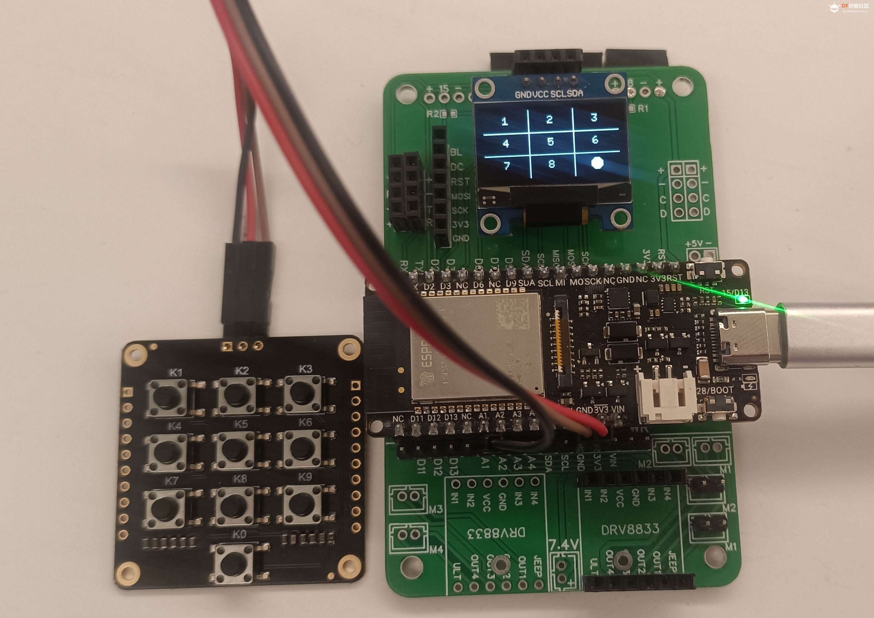 FireBeetle 2 ESP32-C5基于AD Key按键的打地鼠游戏图3
