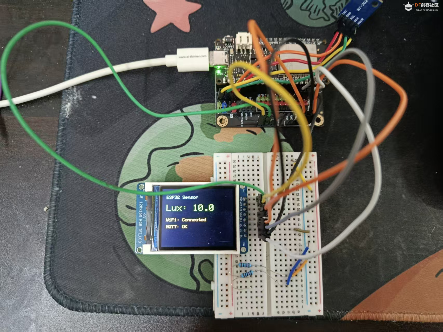 FireBeetle 2 ESP32-C5 驱动ST7735 SPI 1.8寸屏幕图1