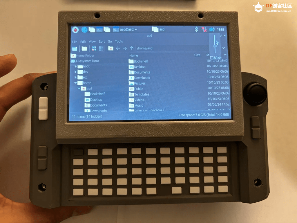 可折叠的剪刀升降式 CoreXY 3D 打印机、废旧平板变身全...图1