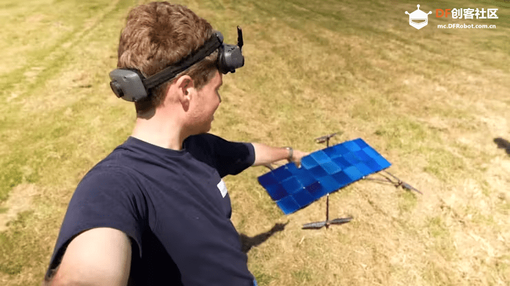 仿生蝙蝠微型无人机、硬核自制弹珠机、“皮肤”级可...图9