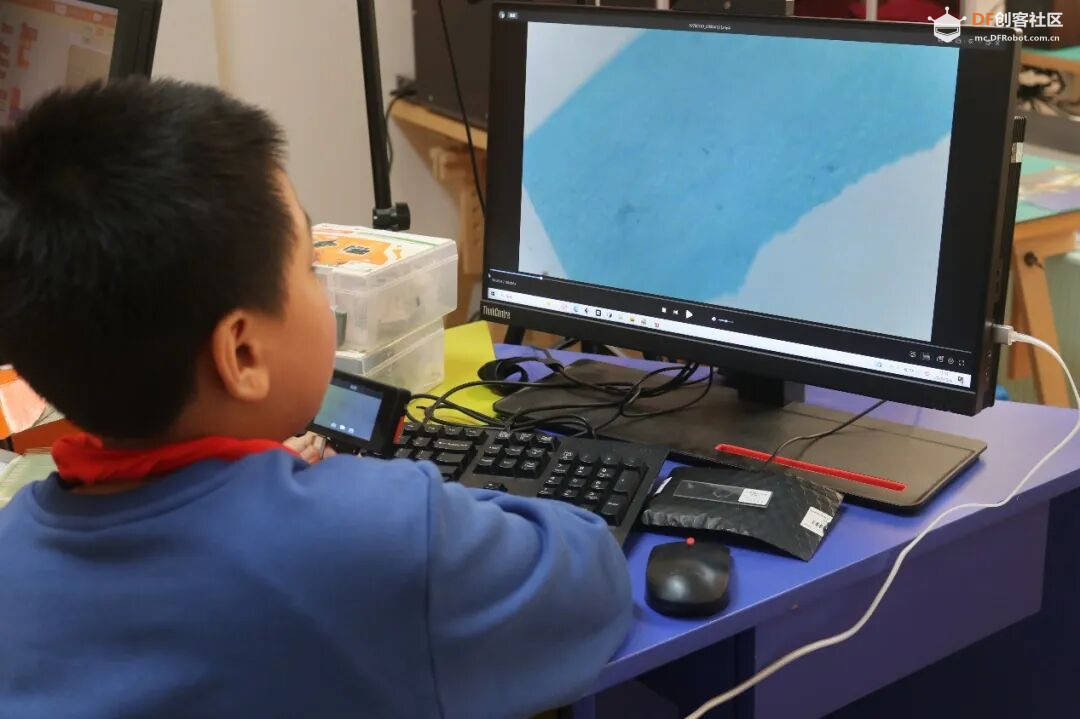 基于“二哈识图2”的传统显微镜AI智能化改造：设备迭代图2